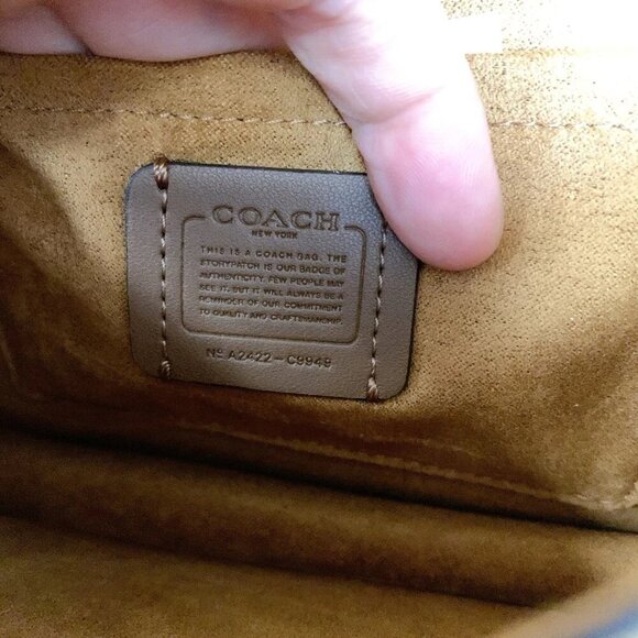 Coach C9949 Mini Klare Crossbody IN SOFT GREEN - Picture 7 of 8